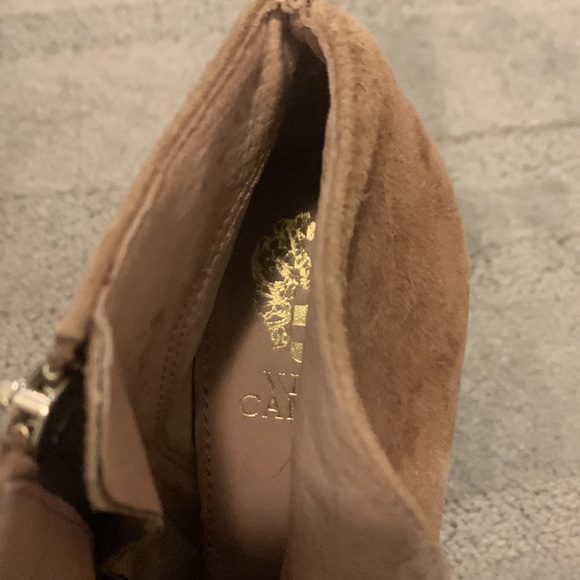 Vince Camuto suede Dira ankle bootie with side zip - Picture 6 of 6